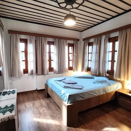 Vrionis House Villa