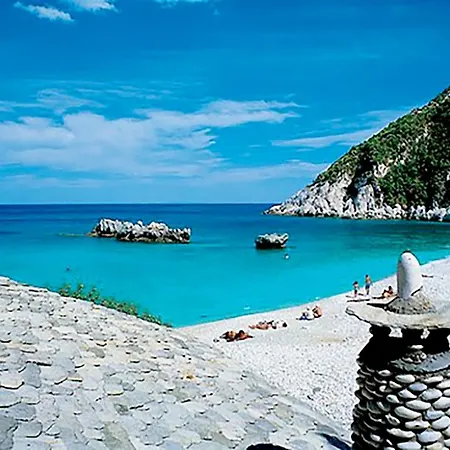 Vrionis House Villa *