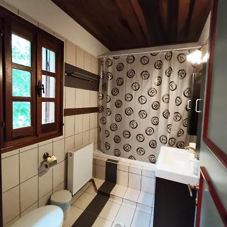 Vrionis House * Áyios Dhimítrios